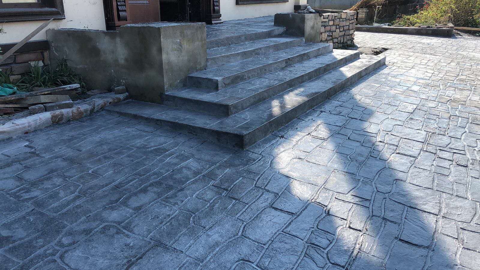 Roman stone cement printed pavement